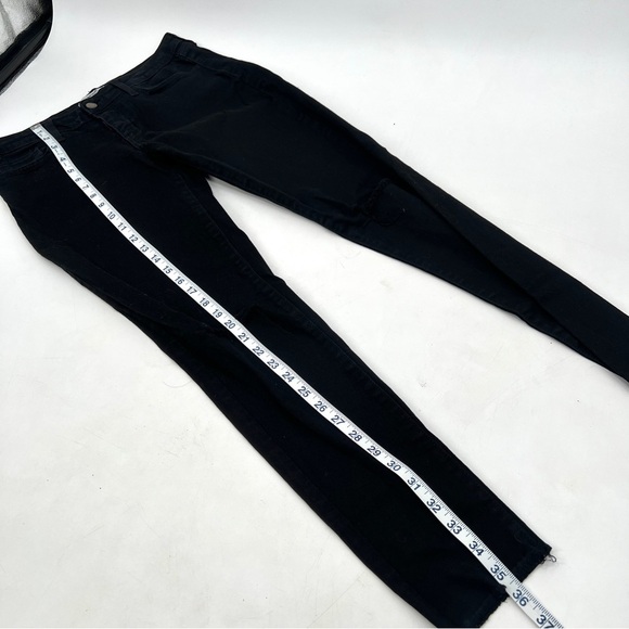 O2 DENIM Woman's Black High Rise Distressed Hem Skinny Jeans Size 28 - Picture 6 of 11